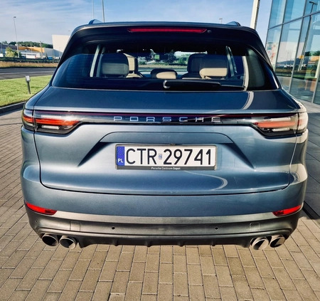 Porsche Cayenne cena 220000 przebieg: 85000, rok produkcji 2018 z Czerwieńsk małe 211